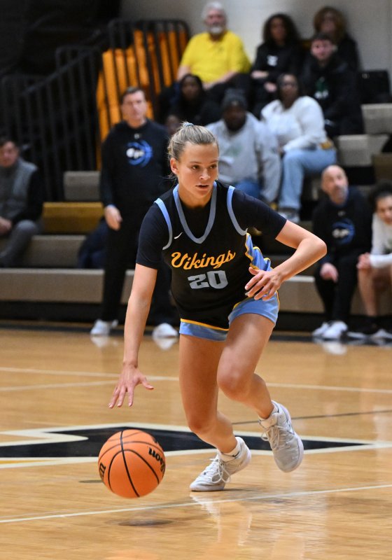 Cape junior Ally Diehl looks to drive to the paint.