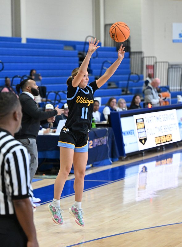 Cape senior Maya Yngve hits a three.