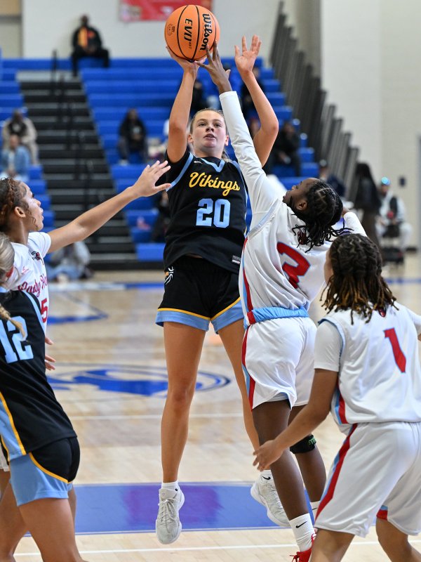 Cape junior Ally Diehl hits in the paint.