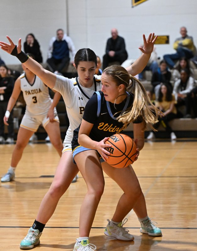 Cape junior Mairead Rishko looks to kick out to a teammate.