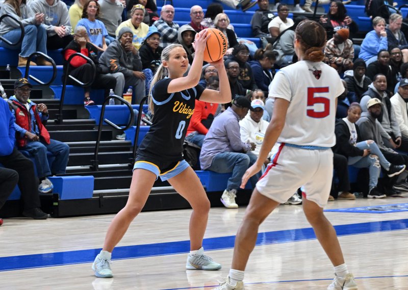 Junior Haley Gamuciello sets up a Cape offense.