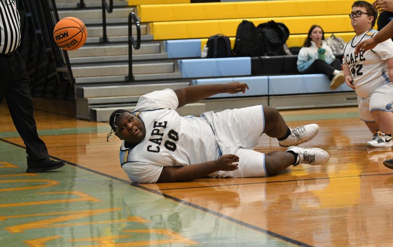 Cape freshman Jaylin Tingle makes a diving attempt for a save over the end line.