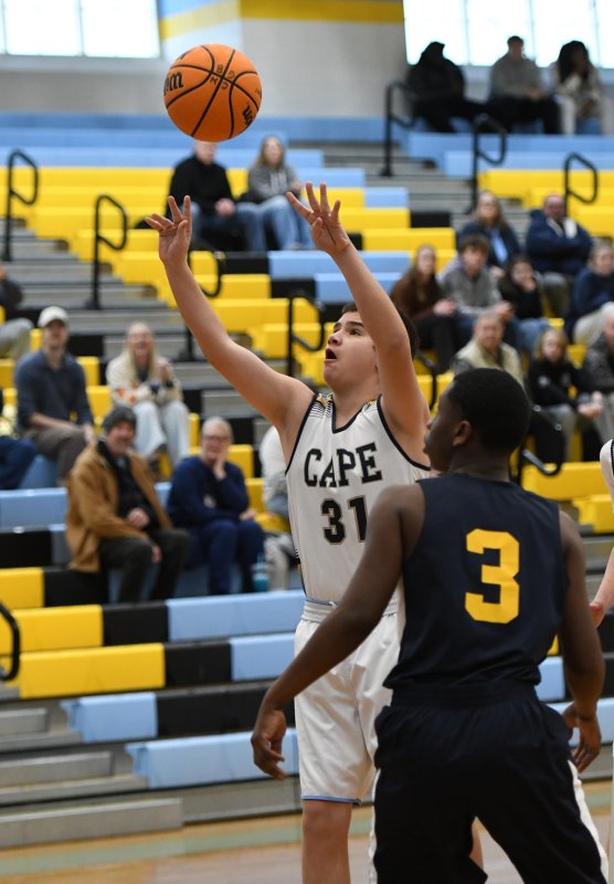 Cape freshman Julian Puente hits from the paint.