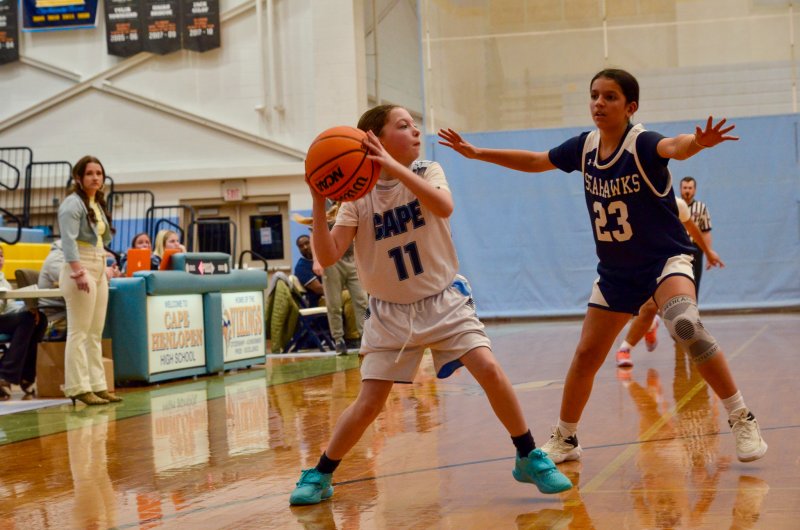 Fred Thomas sixth-grader Emma Gambale passes the ball.