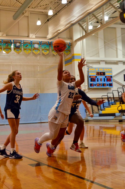 Fred Thomas eighth-grader Malia Jackson keeps her eyes on the prize.