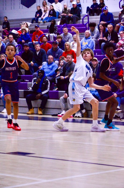 Vikings seventh-grader James Frederick keeps the crane up on this three.