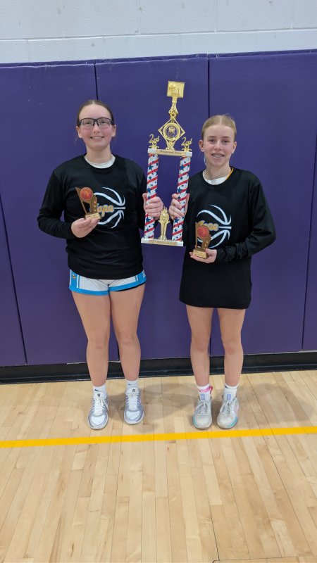 Beacon eighth-graders London Steigerwalt and Kelly Neustadter are named to the all-bracket team.