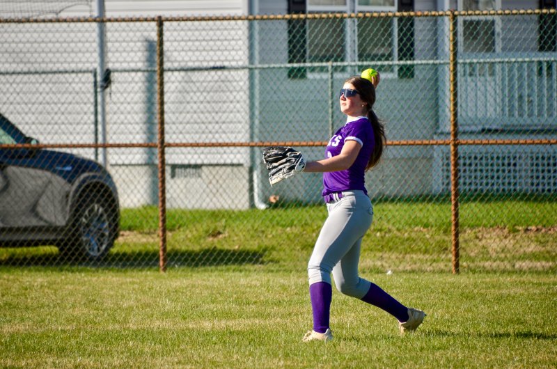 Royals senior Eve Bohinski throws the ball in.