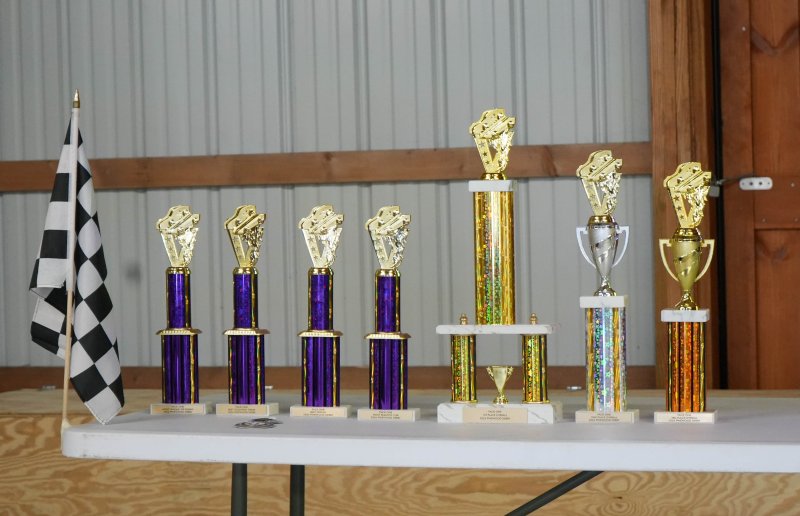 Trophies await the winners. While speed is the top priority, there are also trophies for the most realistic car, the best design, the best scouting theme and the most unique or funny.