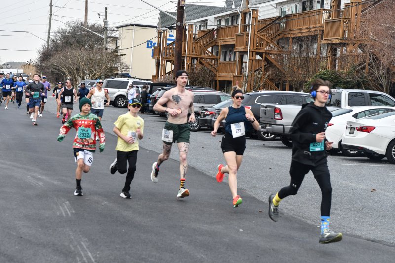 The start of the Run for the Buds 5K in Dewey Beach. DAVE FREDERICK PHOTOS