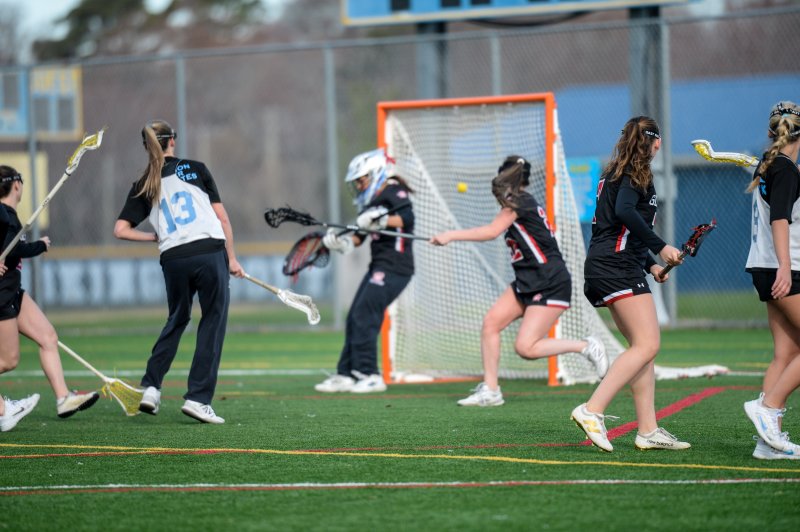 Ally Diehl scores to open the scrimmage versus Glenelg. DAVE FREDERICK PHOTOS
