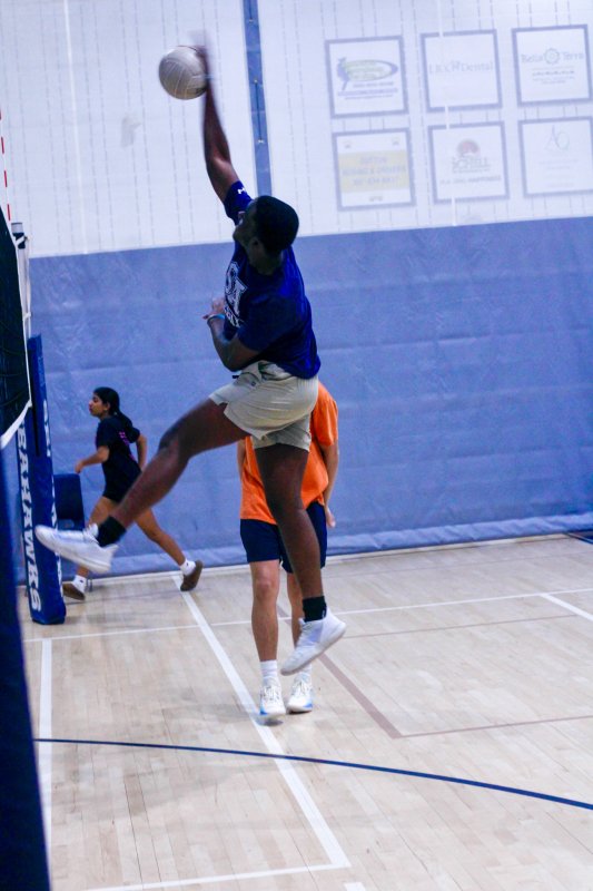 Seahawks junior Jovan Jean-Louis wallops the ball.