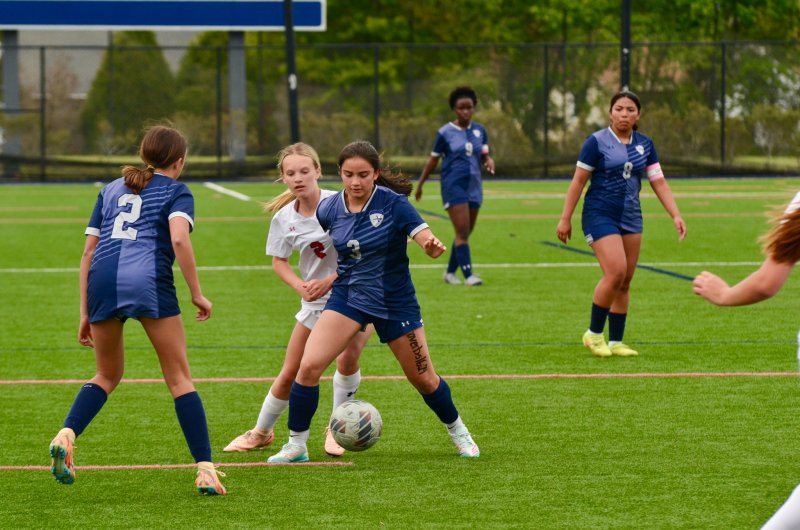 Seahawks freshman Patty Lara Nieto tries to get space for a shot.