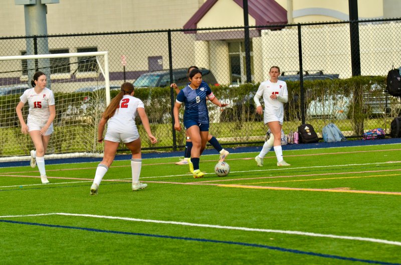 Seahawks senior Yuvia Velasquez-Juarez busts inside.