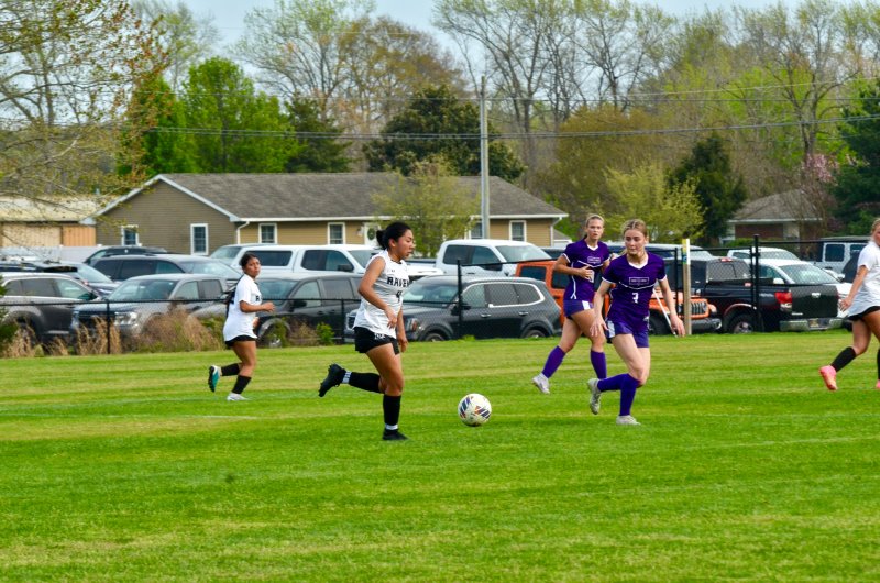 Ravens sophomore Shayla Gomez-Miranda enters the final third.