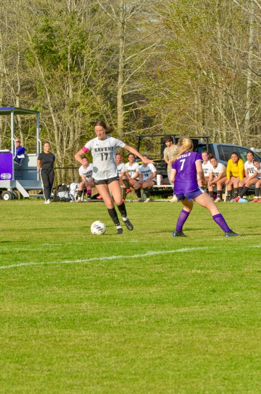 Ravens junior Molly Murphy cuts in toward the box.