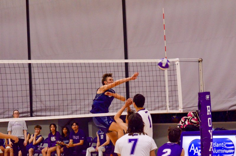 Seahawks junior Mack Lawson collects a kill.