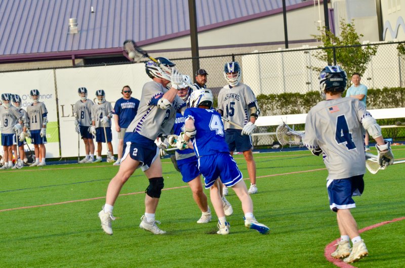 Seahawks junior Taco Meszaros scores right from the face-off.