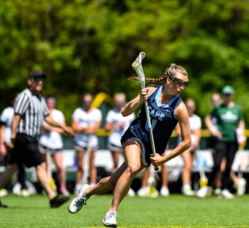 Ally Diehl is doubly dangerous with both feet off the ground leaving the draw circle.