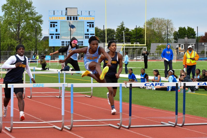 A Beacon hurdler snaps down some good form. DAVE FREDERICK PHOTO