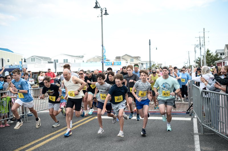 The start of the Bunny Palooza 5K in Bethany Beach.